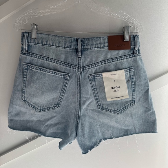 Hidden Jeans Pearl Embellished Medium Wash Shorts Blue Denim high rise size S - Picture 8 of 11